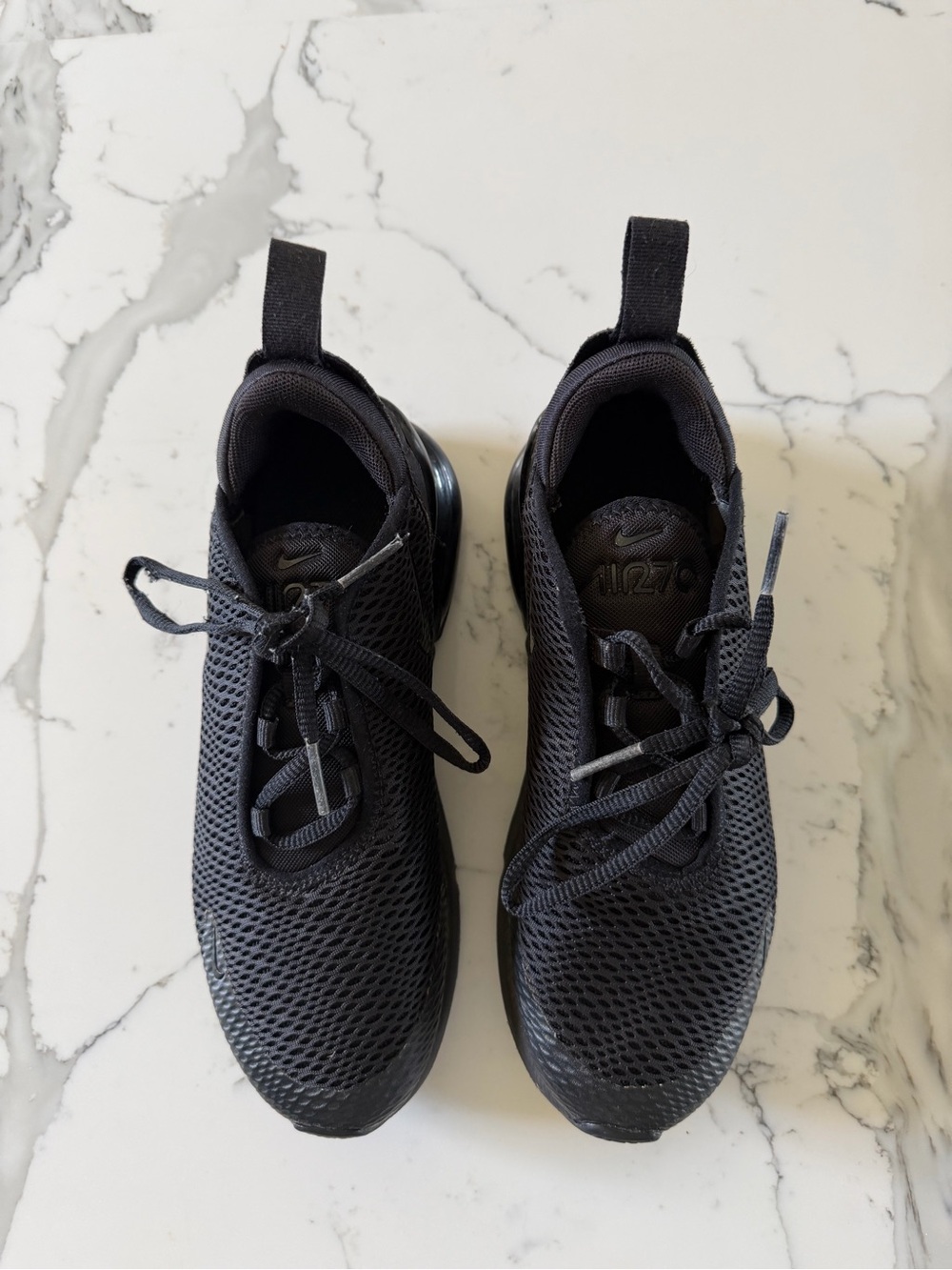 Nike Black Mesh Low-Top youth Sneakers